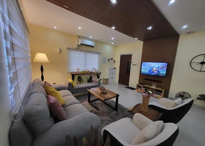 Luxury 3Br Villa W Plunge Pool Near Sm Batangas City- Instagram-Worthy!