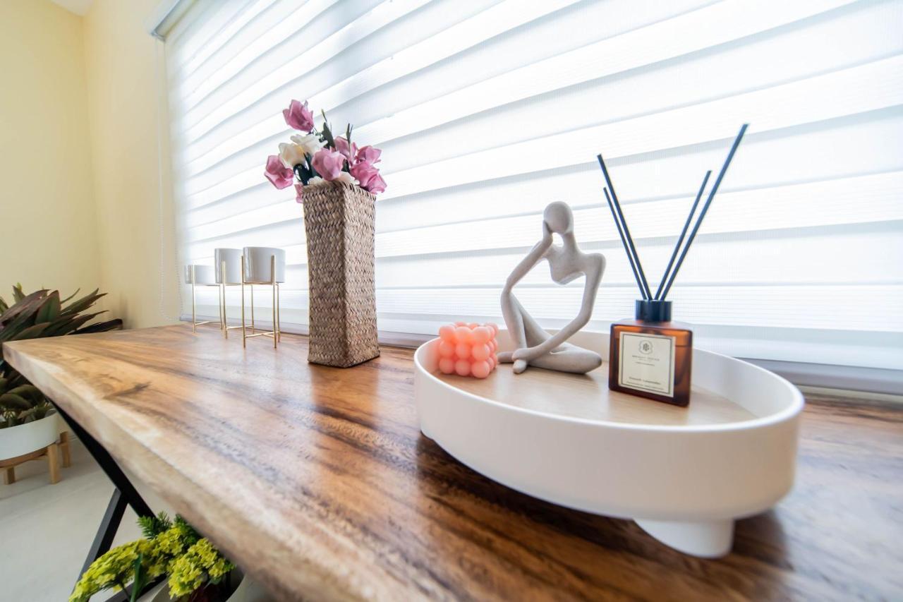 Luxury 3br W Plunge Pool Near Sm City- Instagram-worthy!