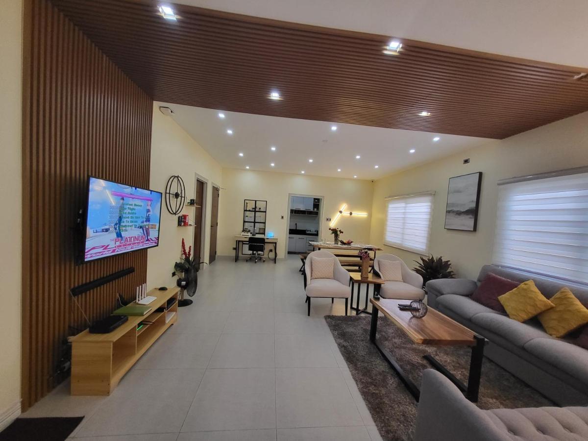 Luxury 3br W Plunge Pool Near Sm City- Instagram-worthy! Villa *